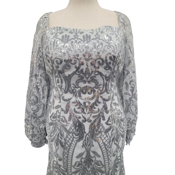 NWT Long Sleeved Patterned Sequin Gown Size 16 XL - Picture 2 of 12